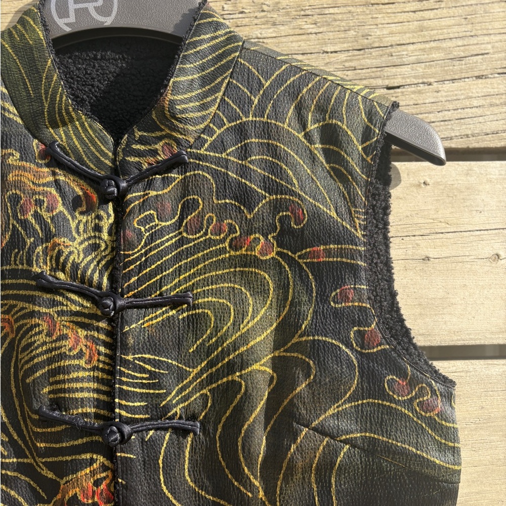 Vintage Asian Style fleece lined Black and Gold Patterned Vest - Picture 2 of 15